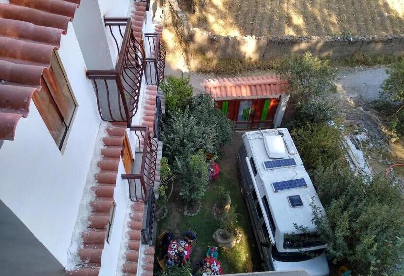 اتاق استاندارد اینتریور, Hostal Casa Del Montanista