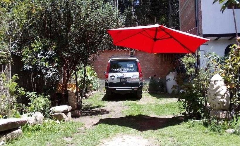 اتاق خانوادگی, Hostal Casa Del Montanista