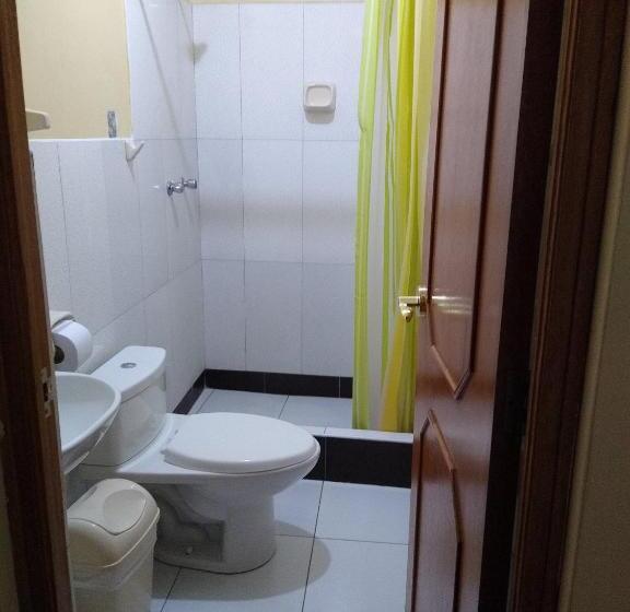 اتاق استاندارد با تخت بزرگ, Hostal Casa Del Montanista