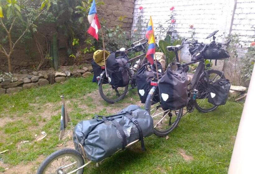 تختخواب در اتاق مشترک, Hostal Casa Del Montanista