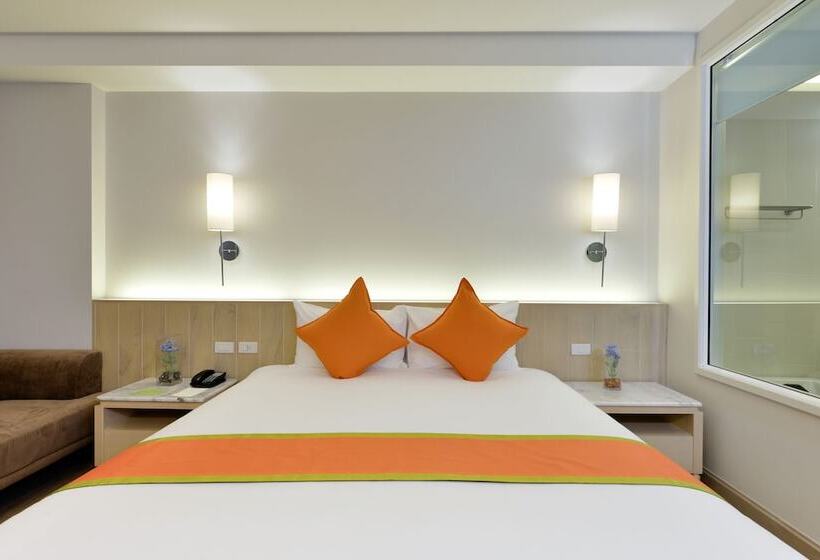 디럭스 룸 킹사이즈 침대, Hisea Huahin