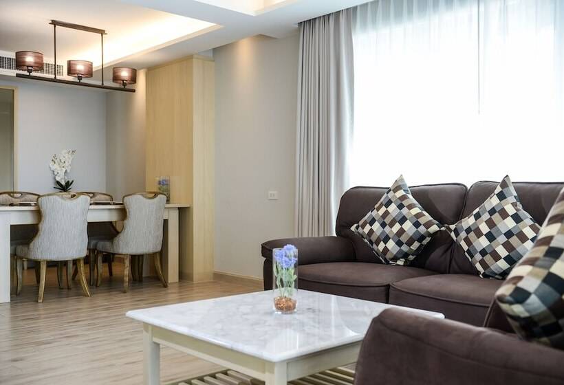 스위트 킹사이즈 침대, Hisea Huahin