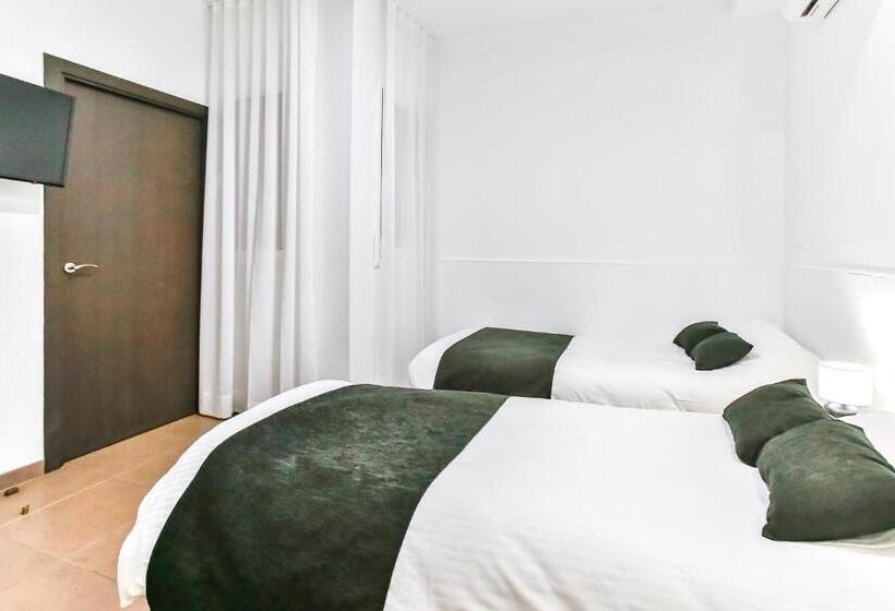Номер Стандарт, Laramond Barcelona Rooms