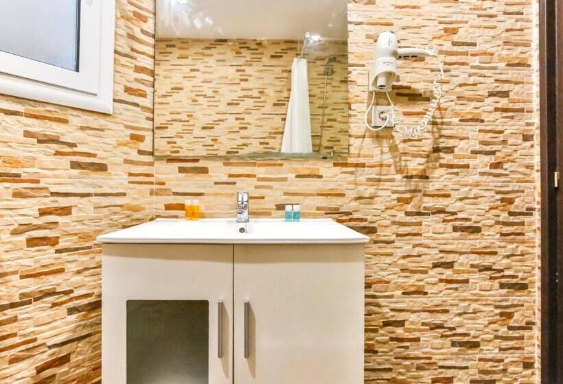 Номер Стандарт, Laramond Barcelona Rooms