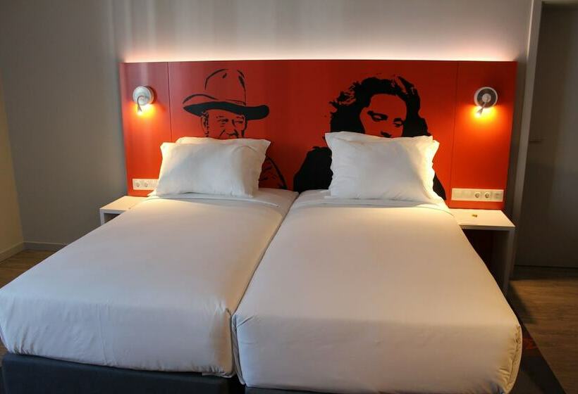 اتاق استاندارد با چشم‌انداز, Star Inn Lisbon Airport