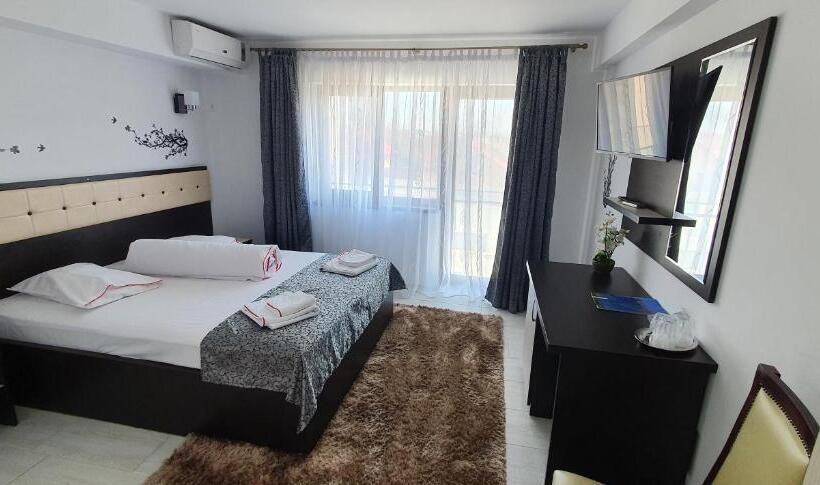 اتاق لوکس با بالکن, Motel Didona B