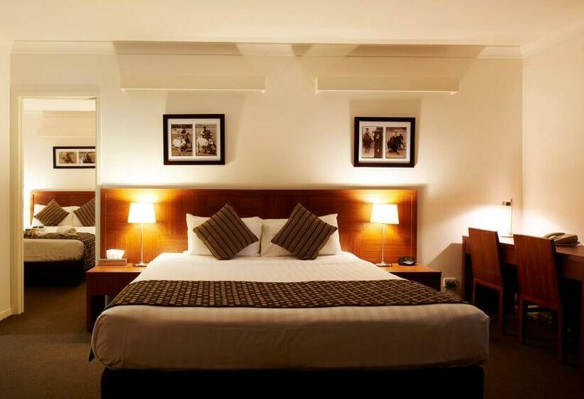 침실 2개 스위트, Chinchilla Downtown Motor Inn