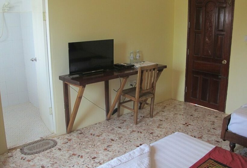 غرفة قياسية بالطابق الأرضى, Mea Culpa Kampot