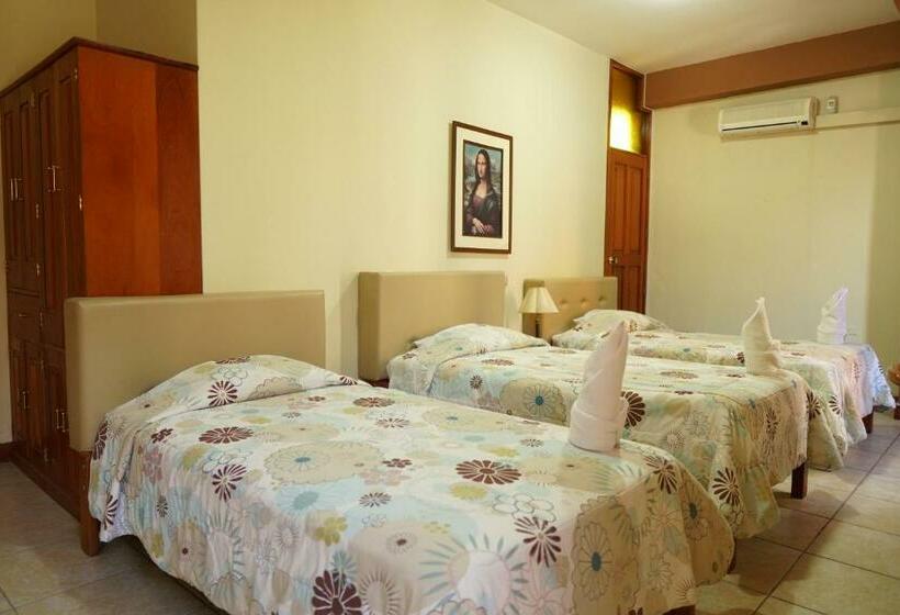 חדר סטנדרט לשלושה, Oro Verde & Suites