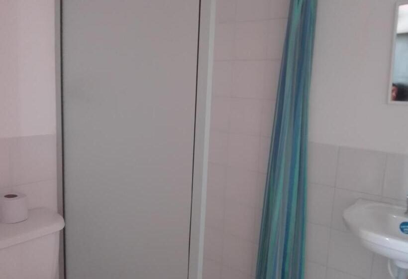 اتاق استاندارد سه نفره, Rio Hotel Montería