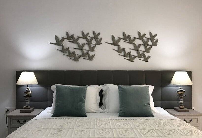 اتاق لوکس, Aloe Luxury Apartments & Suites