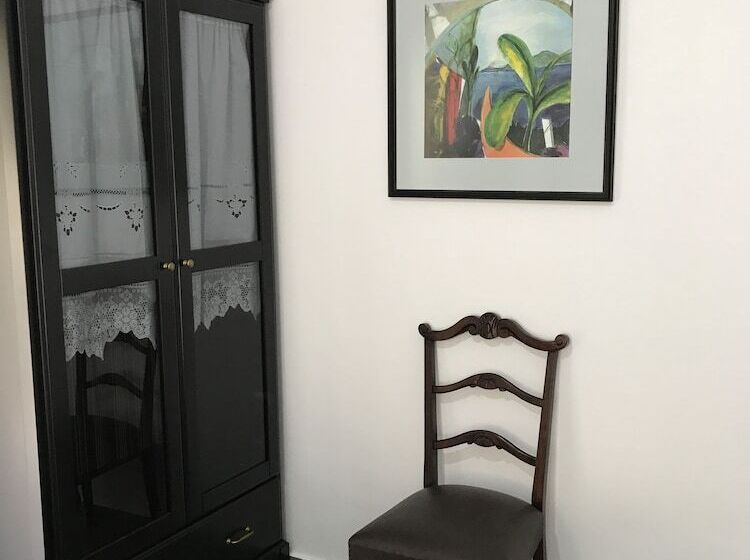 اتاق لوکس, Aloe Luxury Apartments & Suites
