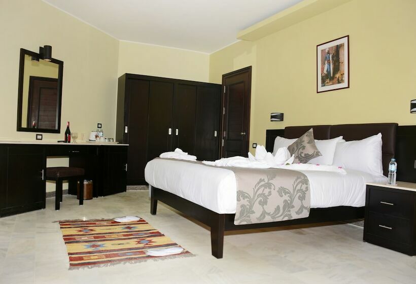 سوئیت رویال, Casa Mare Resort   Ex, Royal Tulip Beach Resort