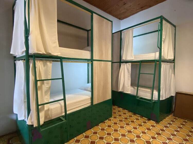 스탠다드 룸 공동 욕실, Viajero Hostel Cali & Salsa School