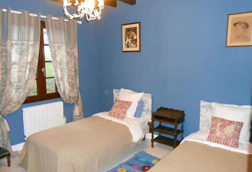 Четырехместный Номер Стандарт, B&b La Ferme Des Bordes