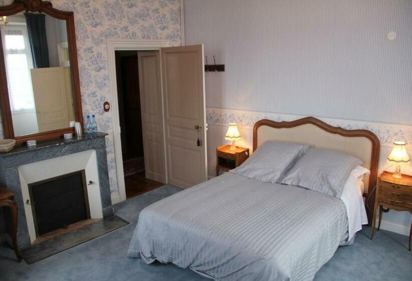 Номер Комфорт, Chateau Lezat   Chambres D Hotes