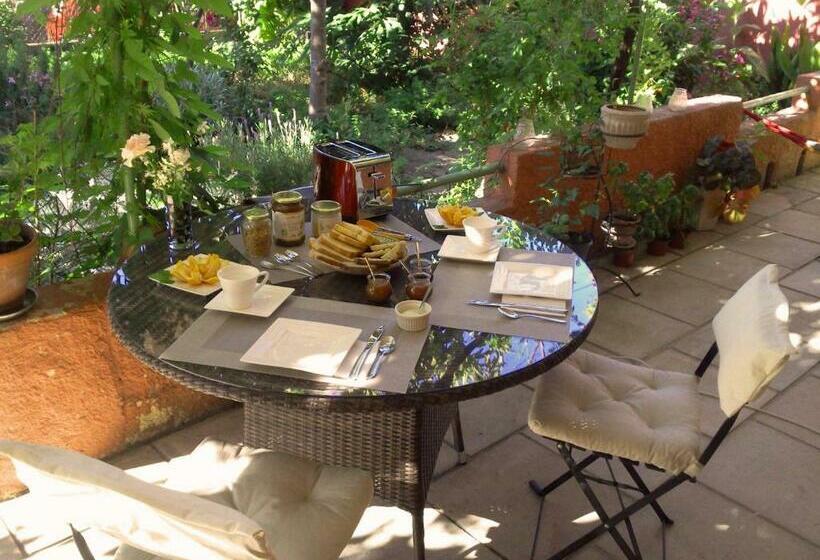 Номер Стандарт, Lazen B&b