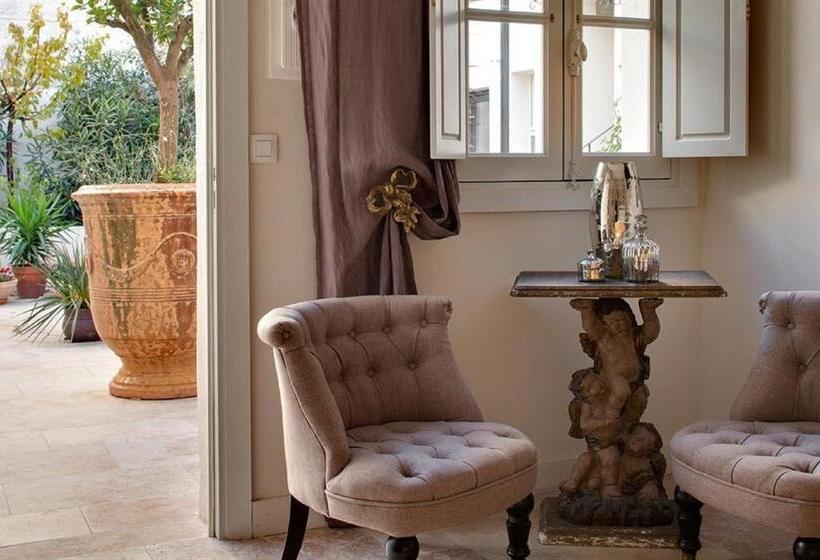 Классический Номер, La Maison Des Augustins B&b, Spa Et Fitness