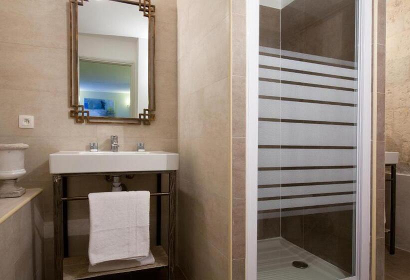 Студия Стандарт, La Maison Des Augustins B&b, Spa Et Fitness