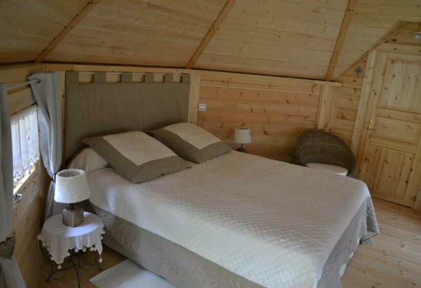 Номер Стандарт, Le Refuge