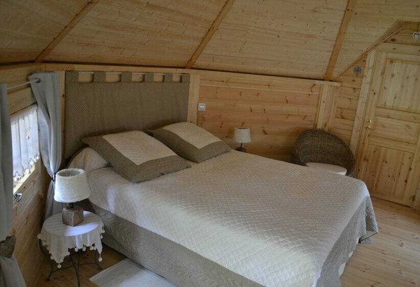 Номер Стандарт, Le Refuge