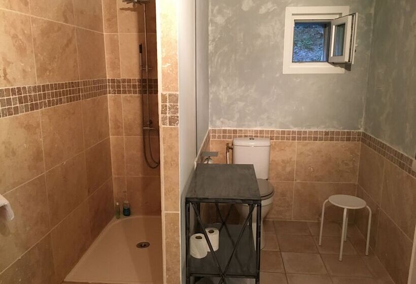 Номер Стандарт, Le Mas Aux Arômes