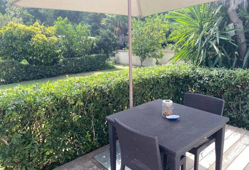 스탠다드 룸 가든 전망, Villa La Begude   Boutique Luxury B&b