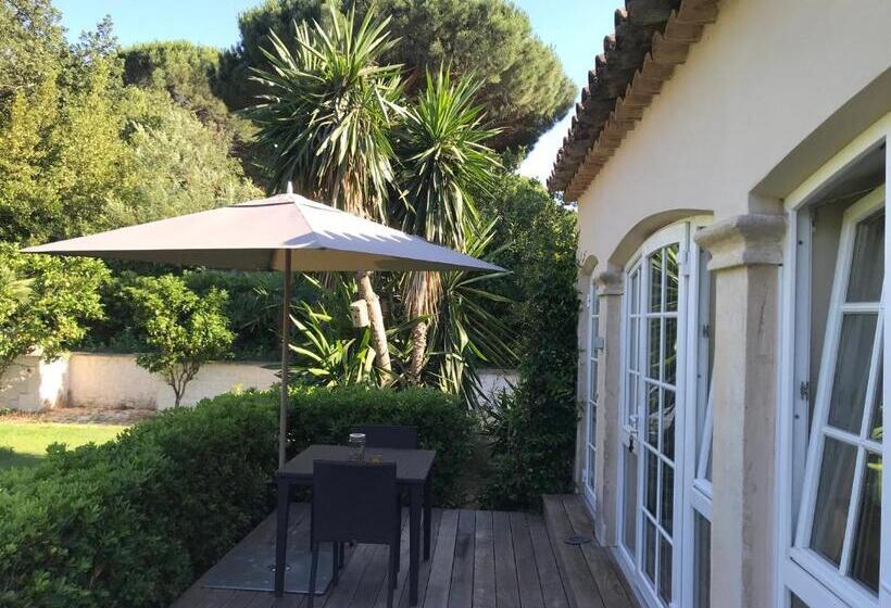 스탠다드 룸 가든 전망, Villa La Begude   Boutique Luxury B&b