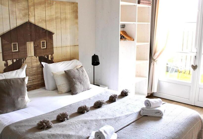 Quarto Estandar com Terraço, Fleur De Ré