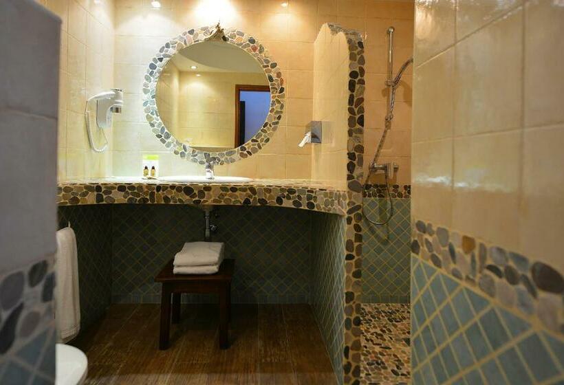 Номер Стандарт Вид на Море с Террасой, Hôtel Dolce Notte