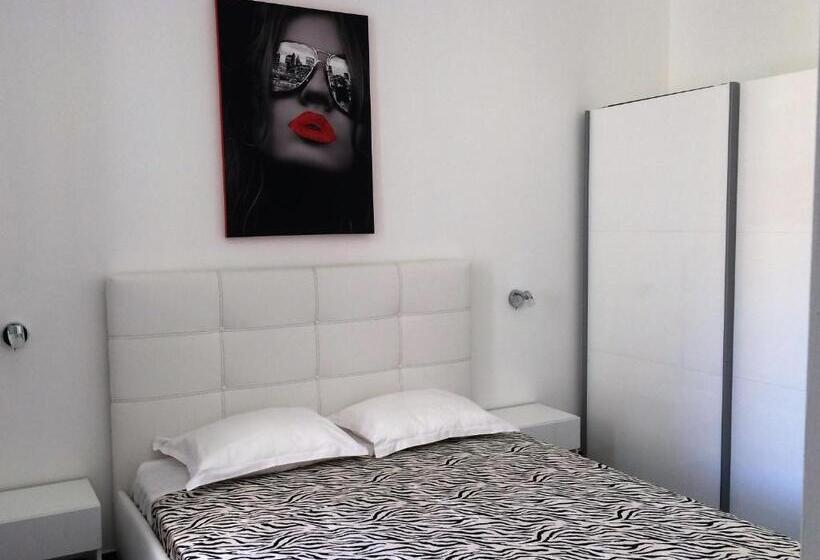 Апартаменты 1 Спальня Вид на Бассейн, Hôtel Eden Cassis   Parking Privé