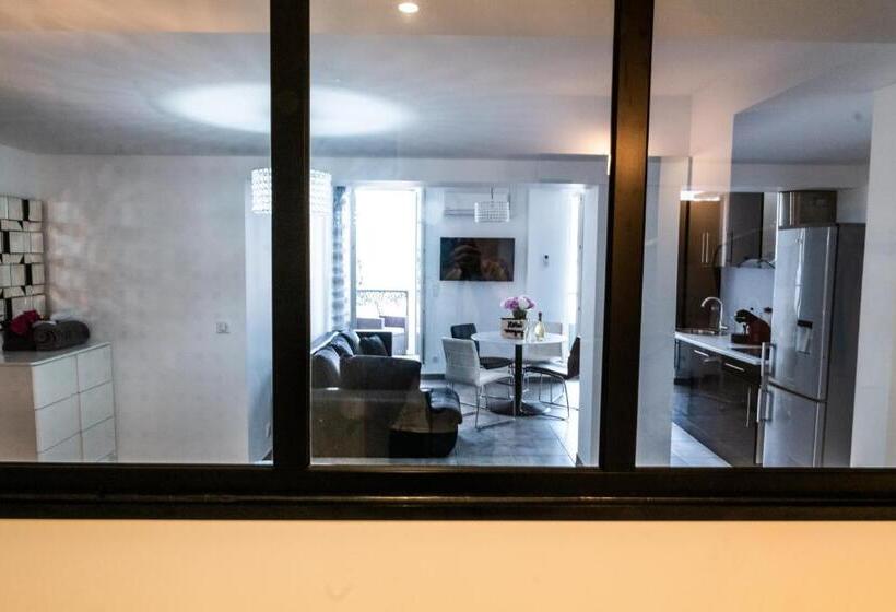 Люкс Повышенной Комфортности, Hôtel Eden Cassis   Parking Privé