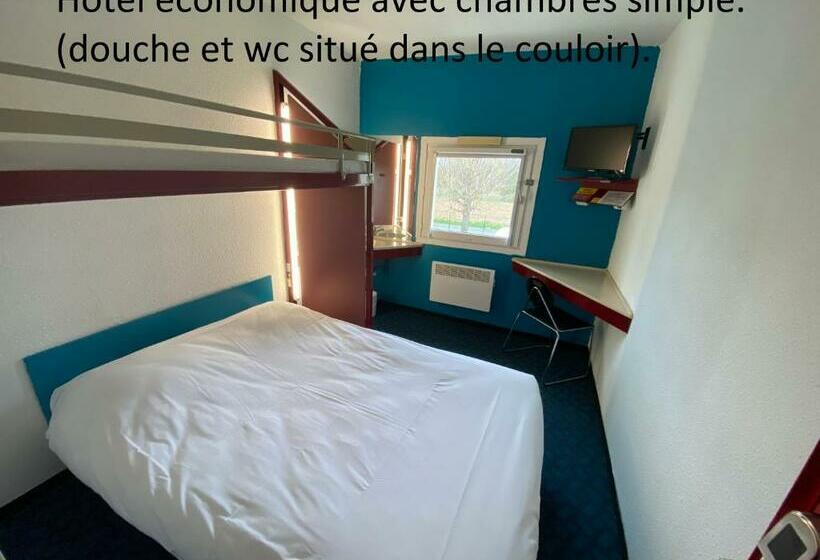 Habitación Estándar Baño Compartido, Class Eco Chambly