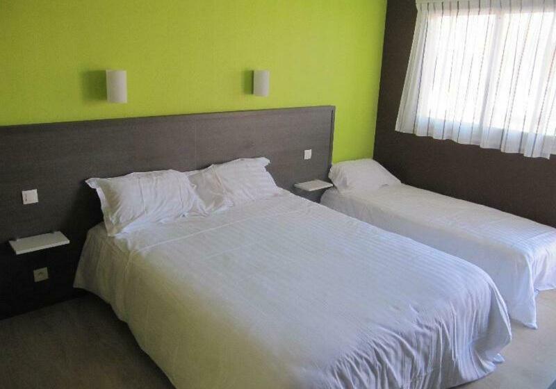 스탠다드 트리플 룸, Hôtel Cantal Cottages