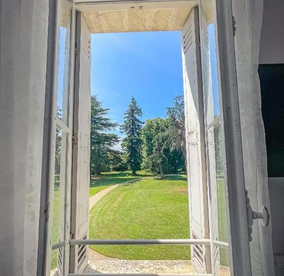 جناح, Hôtel Château La Chèze   Bordeaux Floirac