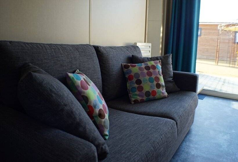 בקתת חדר, Ferme Du Chateau