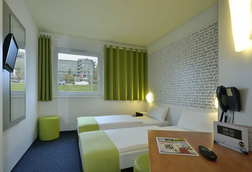 Номер Стандарт, B&b Hotel München Messe