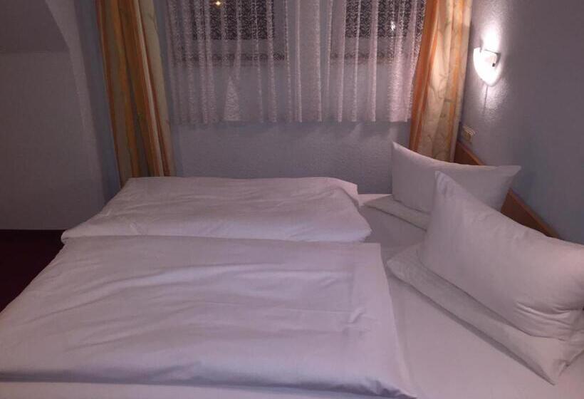 Люкс, Landhotel Wettin
