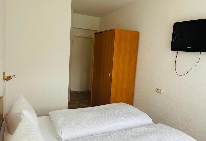 Номер Economy, Landhotel Wettin