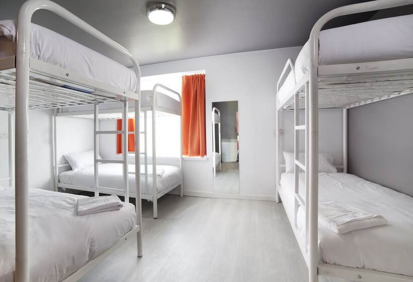 מיטה בחדר משותף, Sleeperdorm   Hostel