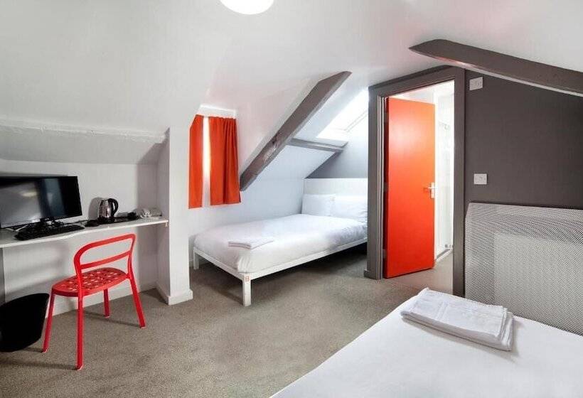 חדר סטנדרט לשלושה, Sleeperdorm   Hostel