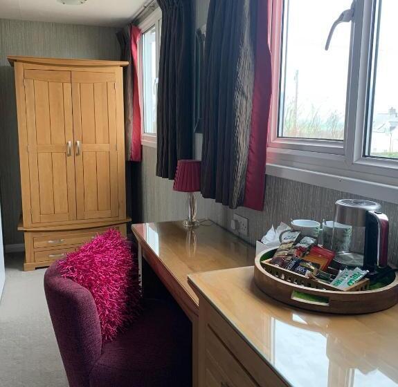 Номер Deluxe, Ramsey House   Luxury Licensed B&b   Parking And Guest Lounge