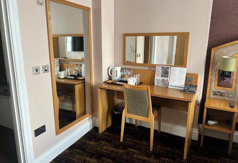 デラックスルーム, The Golden Lion Wetherspoon