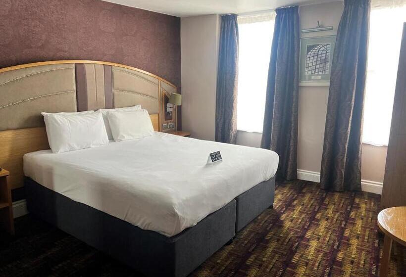 デラックスルーム, The Golden Lion Wetherspoon