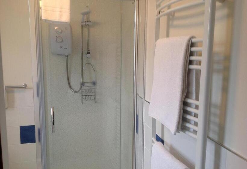 Семейный Номер, Dunroamin Bed And Breakfast