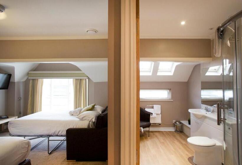 프리미엄 패일리룸, Breckland Lodge
