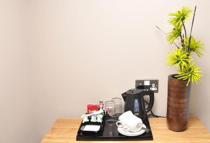 スタンダードシングルルーム, Breckland Lodge