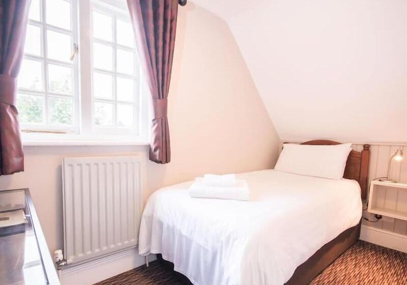 اتاق استاندارد یک نفره, The Burley Inn