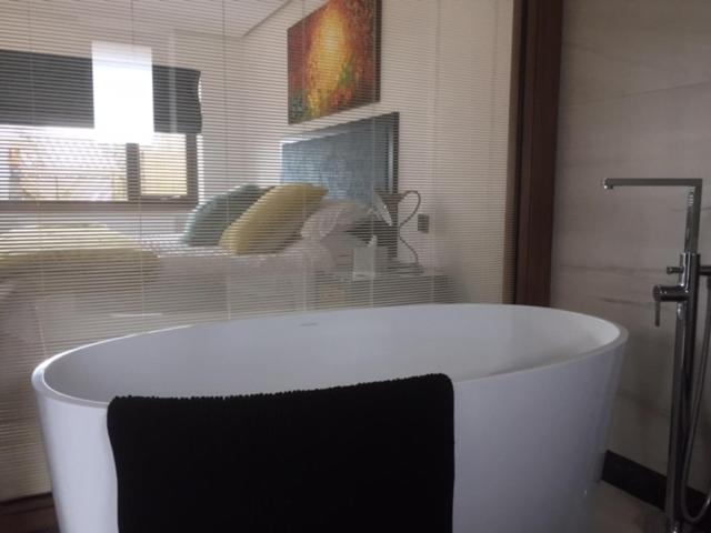 Люкс Повышенной Комфортности, Antrim House Guest Rooms & Suites