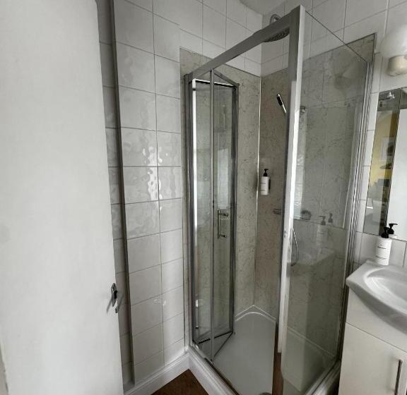 Номер Superior, Watermead House